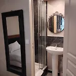 Clermont Montmartre Hotel